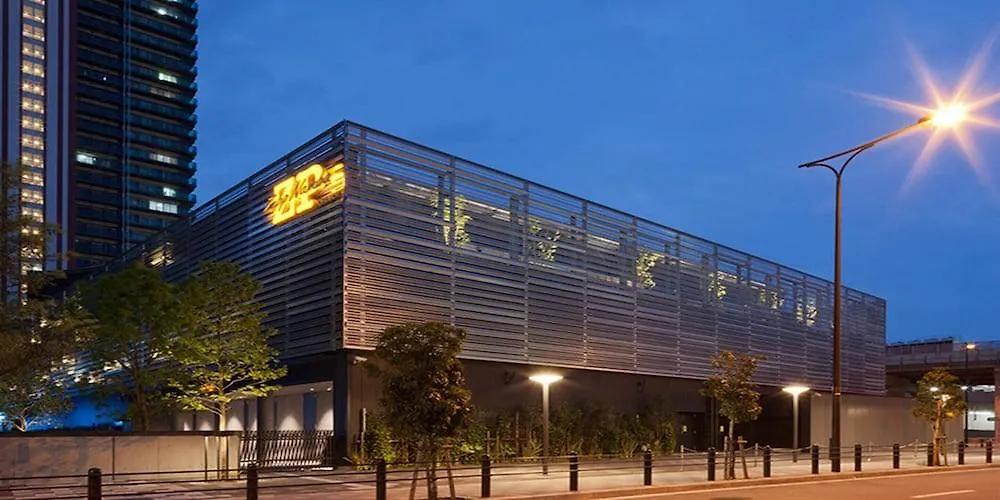 Nipponbashi Crystal Hotel Ōsaka